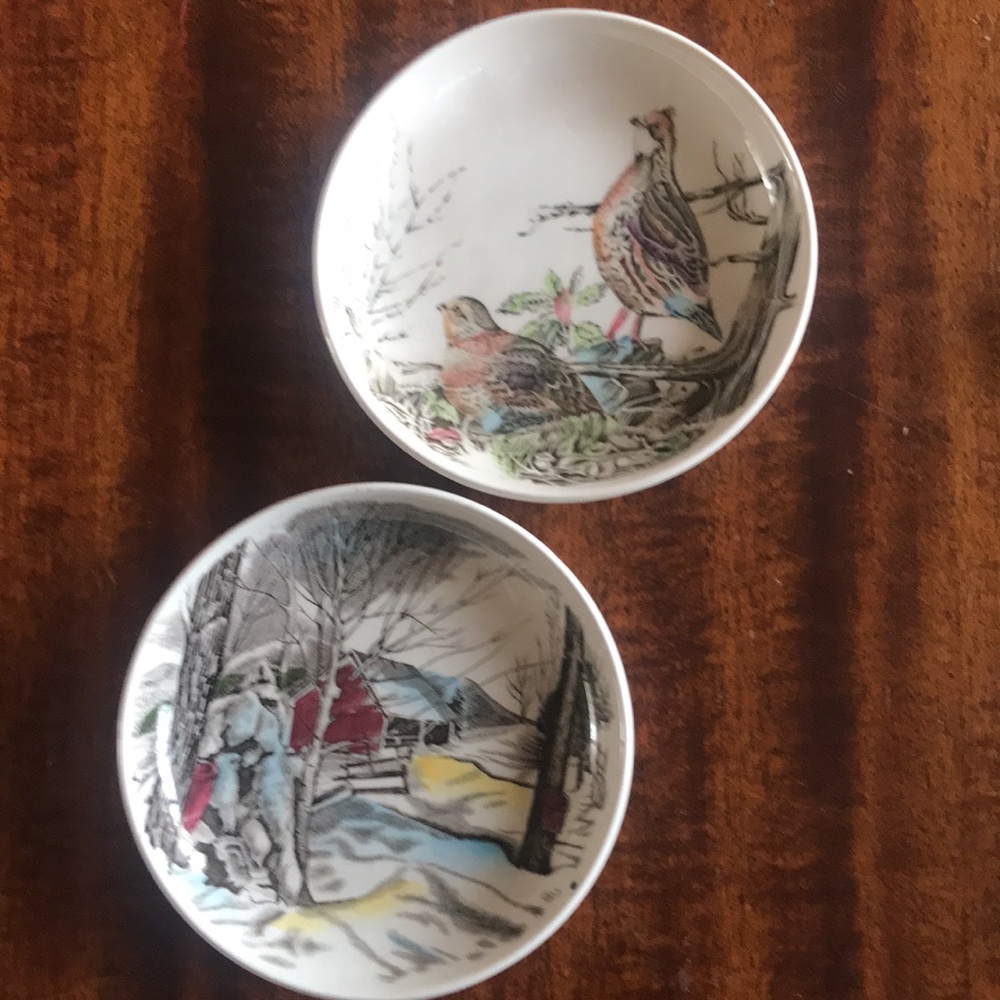 Johnson Brothers Mini Plates Vintage - set of 2